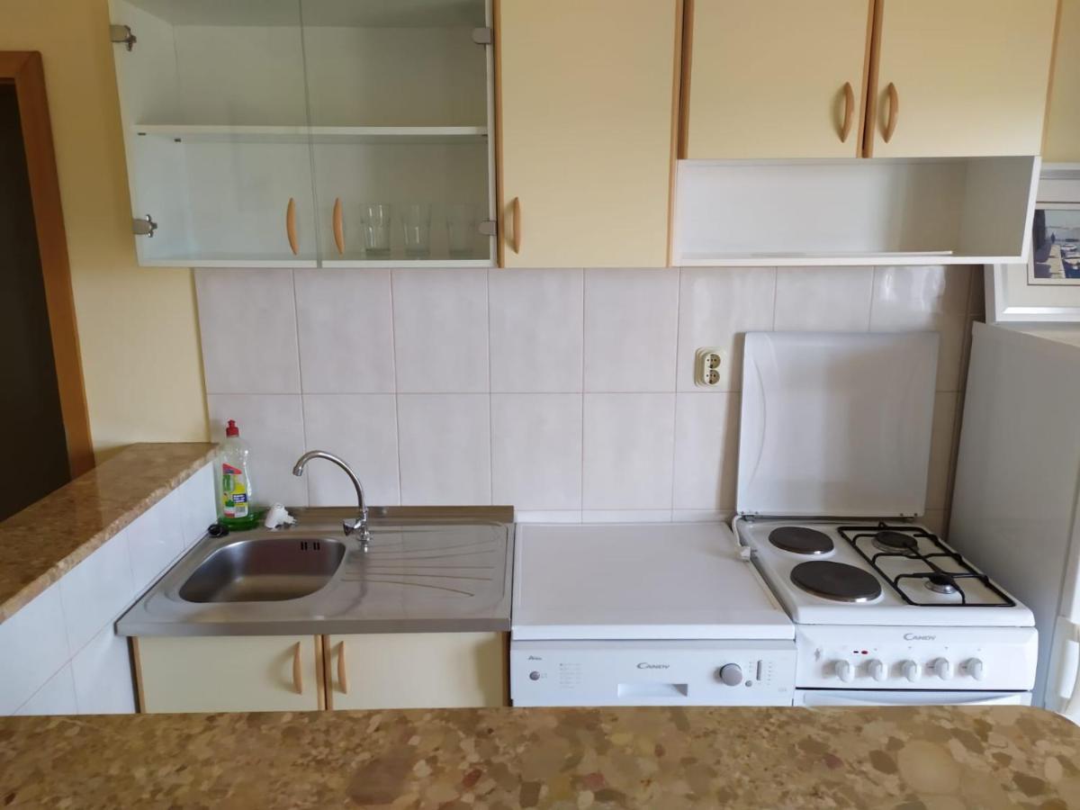 Apartments Marta Кастель-Нови Экстерьер фото